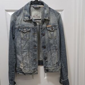 Hollister Women's Faded Blue Jean Jacket